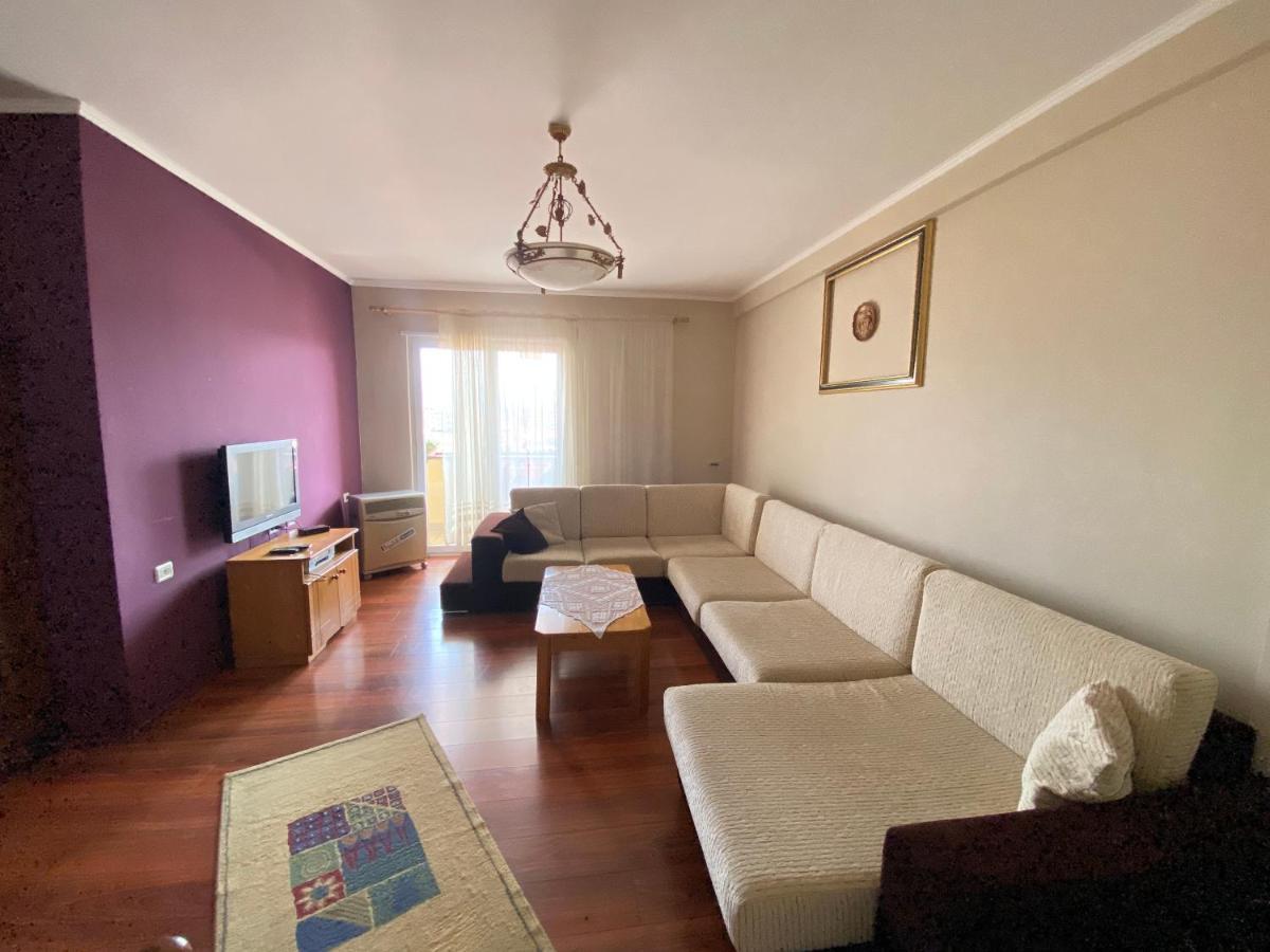 Stay The Night Shkodra Apartment City Centre Kültér fotó
